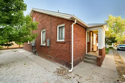 251 E Arroyo Street, Reno, NV 89502 - Photo 11