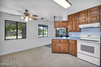 1460 Upton Way, Sparks, NV 89431 - Photo 31