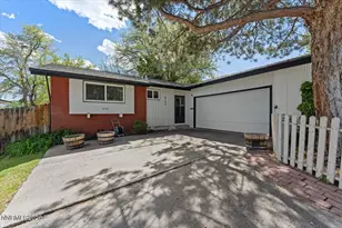 2750 Gellert Dr, Reno, NV 89503 - Photo 3