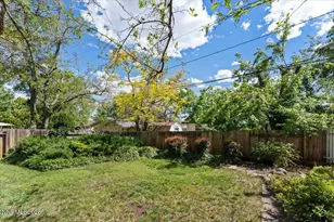 2750 Gellert Dr, Reno, NV 89503 - Photo 27