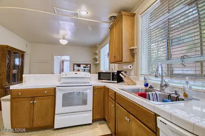 411 E 7th Street, Reno, NV 89512 - Photo 21