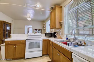 411 E 7th St, Reno, NV 89512 - Photo 21