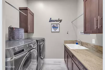 2183 Canterbury Lane, Carson City, NV 89703 - Photo 23