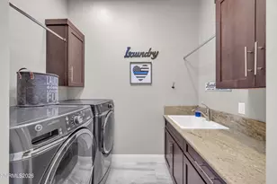 2183 Canterbury Ln, Carson City, NV 89703 - Photo 23