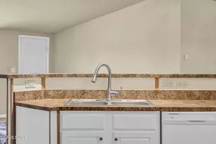 5180 Miwok Dr, Silver Springs, NV 89429 - Photo 11