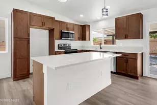 913 Glen Molly Dr, Sparks, NV 89434 - Photo 9