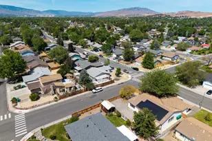 913 Glen Molly Dr, Sparks, NV 89434 - Photo 49