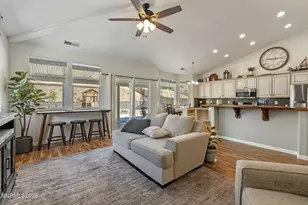1305 Sticklebract Dr, Sparks, NV 89441 - Photo 23
