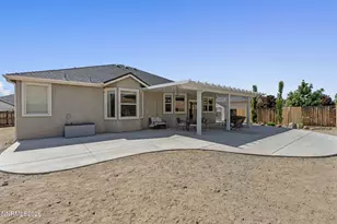 1305 Sticklebract Dr, Sparks, NV 89441 - Photo 43