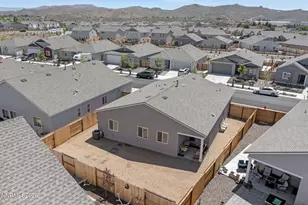 7555 Grassy Plns Dr, Reno, NV 89506 - Photo 29