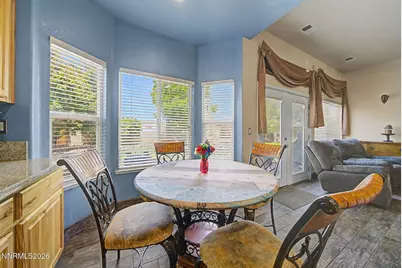 9395 Oakley Court, Reno, NV 89521 - Photo 17