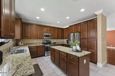 10825 Pebble Hill Drive, Reno, NV 89521 - Photo 13