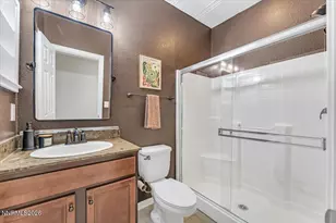 10825 Pebble Hill Dr, Reno, NV 89521 - Photo 17