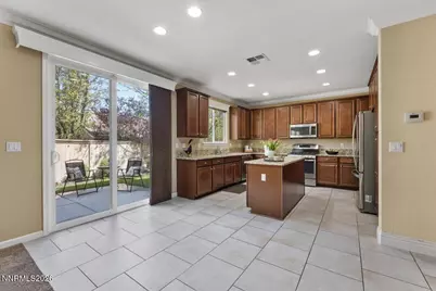 10825 Pebble Hill Drive, Reno, NV 89521 - Photo 11