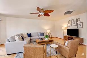 2271 Manzanita Ln, Reno, NV 89509 - Photo 17