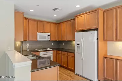 1864 Wind Ranch Road #UNIT B, Reno, NV 89521 - Photo 15