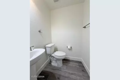 10686 Washington Park Drive, Reno, NV 89521 - Photo 7