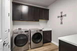 937 Los Alamitos St, Minden, NV 89423 - Photo 19