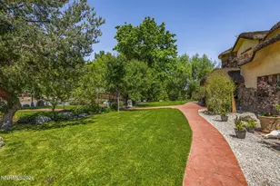 330 Sierra Manor Dr, Reno, NV 89511 - Photo 9