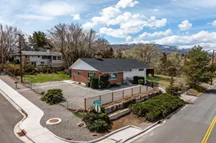 2315 Armstrong Ln, Reno, NV 89509 - Photo 3
