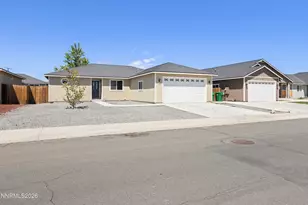 1842 Westward Ln, Fernley, NV 89408 - Photo 3
