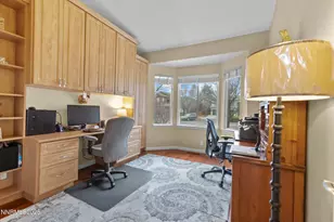 6894 Cinnamon Dr, Sparks, NV 89436 - Photo 45