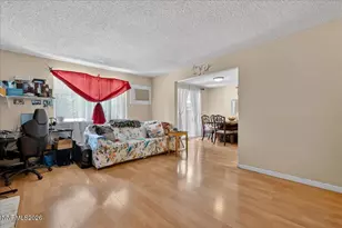 1279 Junction Dr, Sparks, NV 89434 - Photo 7