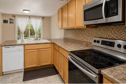 1279 Junction Drive, Sparks, NV 89434 - Photo 5