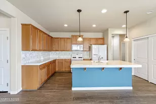 6787 Centaurus Dr, Sparks, NV 89436 - Photo 9
