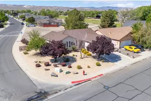 967 Julia Ln, Fernley, NV 89408 - Photo 7