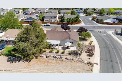 967 Julia Lane, Fernley, NV 89408 - Photo 33