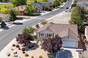 967 Julia Ln, Fernley, NV 89408 - Photo 3
