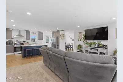 2815 Pueblo Street, Silver Springs, NV 89429 - Photo 9