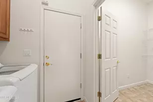408 Sierra Leaf Cir, Reno, NV 89511 - Photo 19