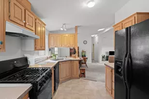 8749 Elm St, Silver Springs, NV 89429 - Photo 37