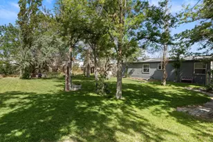 8749 Elm St, Silver Springs, NV 89429 - Photo 11