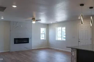 611 Yerington Dr, Reno, NV 89506 - Photo 9