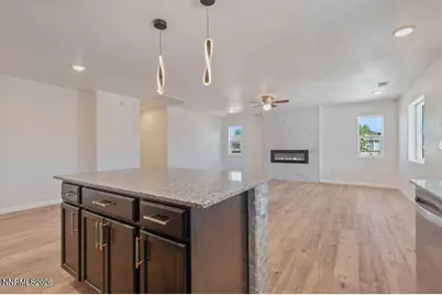 611 Yerington Drive, Reno, NV 89506 - Photo 9
