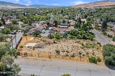 2090 Fife Drive, Reno, NV 89512 - Photo 11