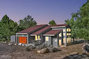 1147 Autumn Hills Rd, Gardnerville, NV 89460 - Photo 1