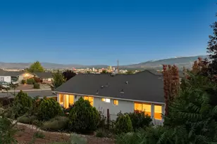 695 Kane Ct, Reno, NV 89512 - Photo 9