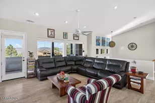 583 Echo Ridge Ct, Reno, NV 89511 - Photo 9
