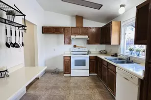 1182 Blue Lakes Rd, Reno, NV 89523 - Photo 7