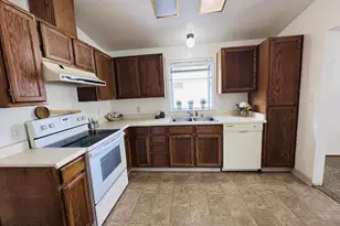 1182 Blue Lakes Rd, Reno, NV 89523 - Photo 7