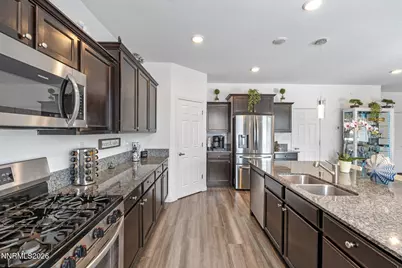8015 Flint Springs Drive, Sun Valley, NV 89433 - Photo 9