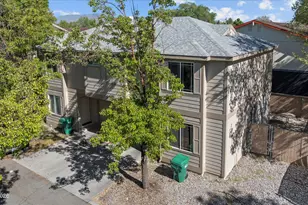1317 Powell Ln, Reno, NV 89502 - Photo 41