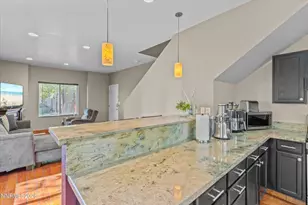 1317 Powell Ln, Reno, NV 89502 - Photo 7
