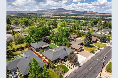 1155 Sharon Way, Reno, NV 89509 - Photo 3
