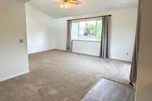 2655 Sycamore Glen Dr, Sparks, NV 89434 - Photo 3