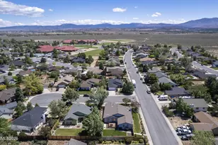 616 Kim Ct, Gardnerville, NV 89460 - Photo 3